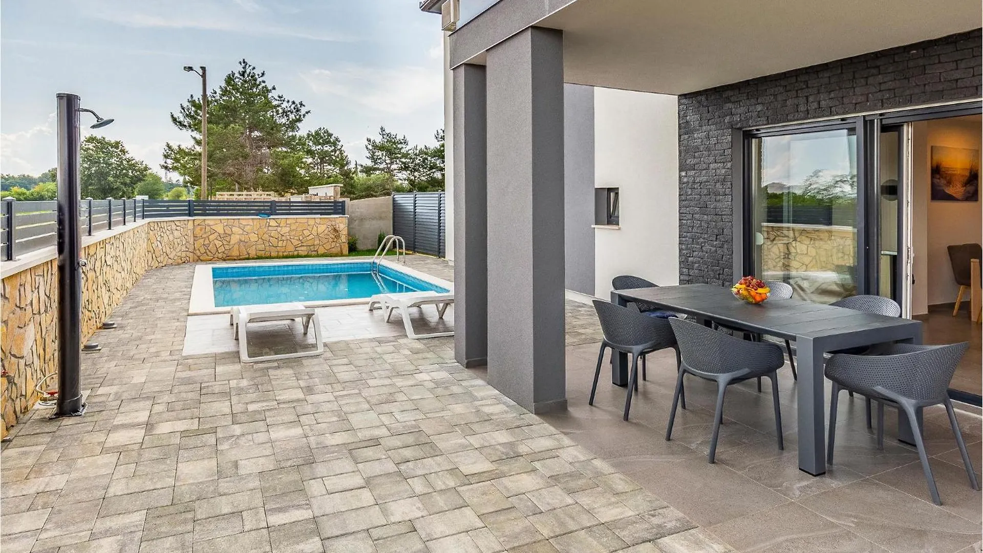 Stunning Home In Pula With Outdoor Swimming Pool