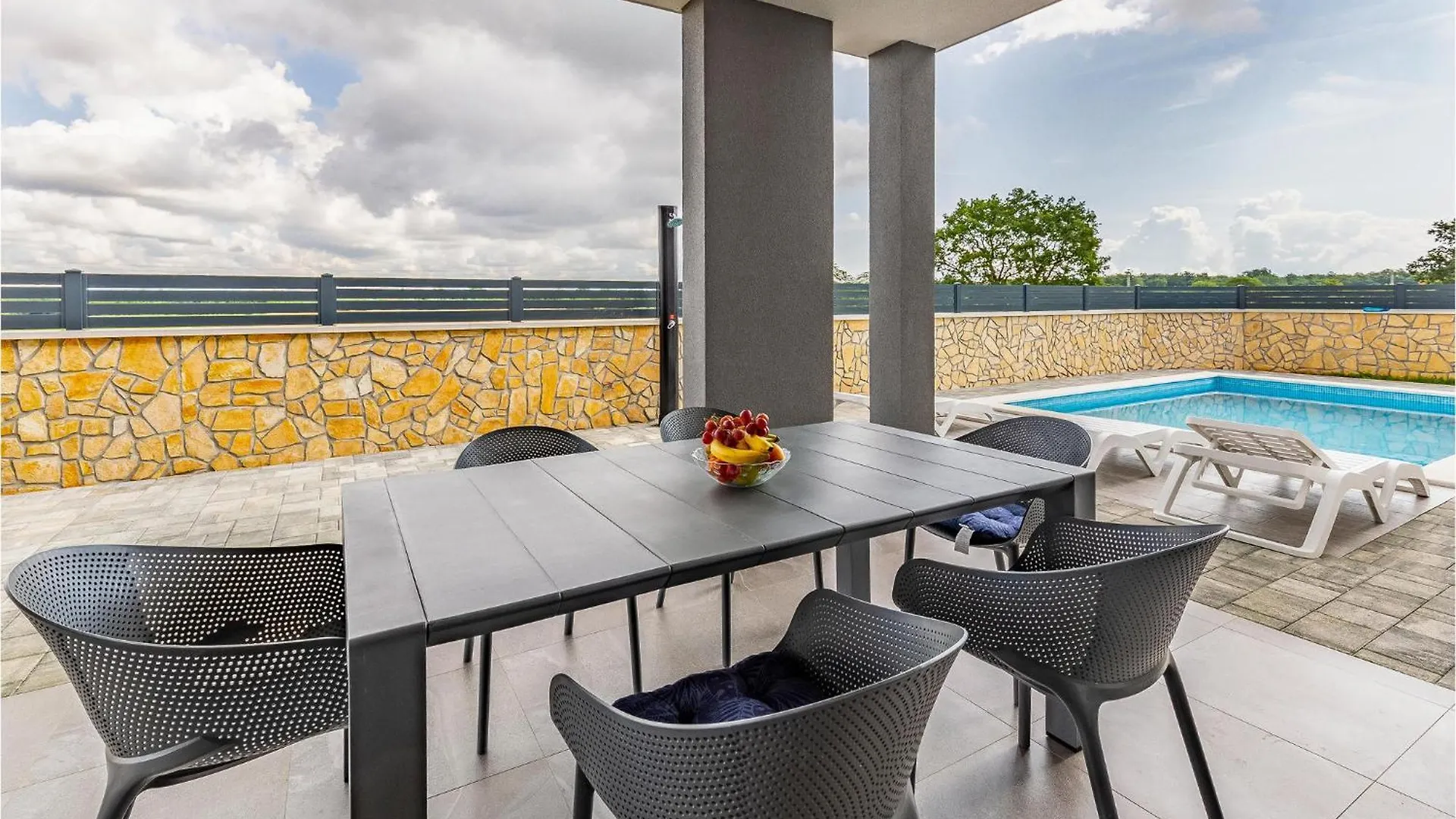 Stunning Home In Pula With Outdoor Swimming Pool Holiday home